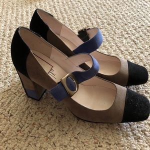 New Emilio Pucci suede Mary Jane heels 37